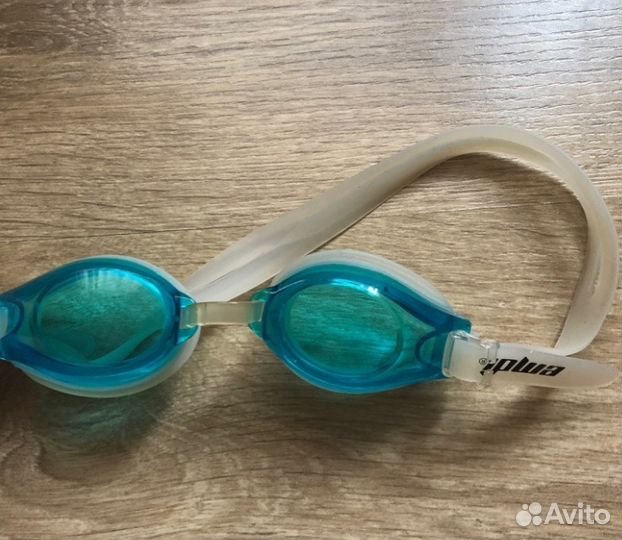 Очки для плавания