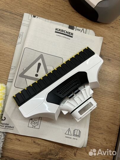 Стеклоочиститель Karcher WV 6 Plus желтый