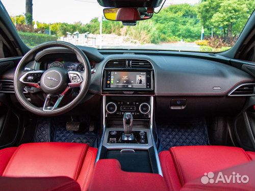 Jaguar XE 2.0 AT, 2021, 41 900 км