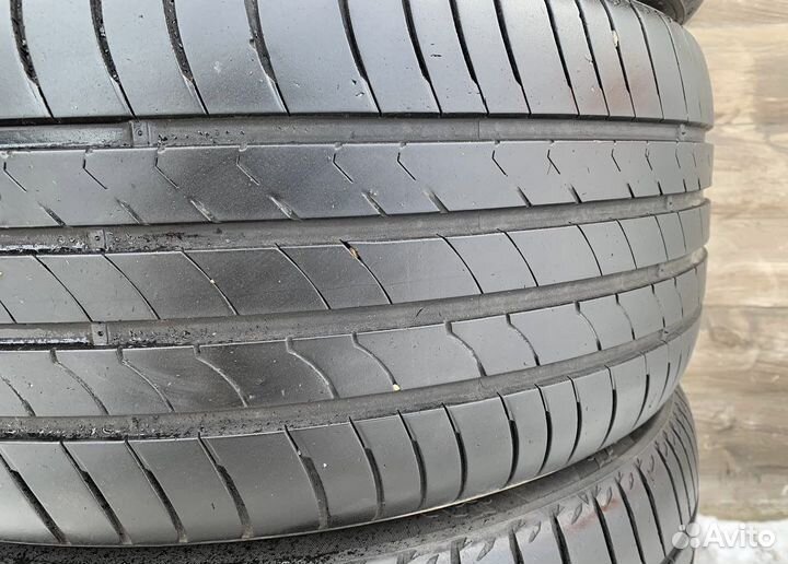 Kumho Ecsta HS51 225/45 R17 91W