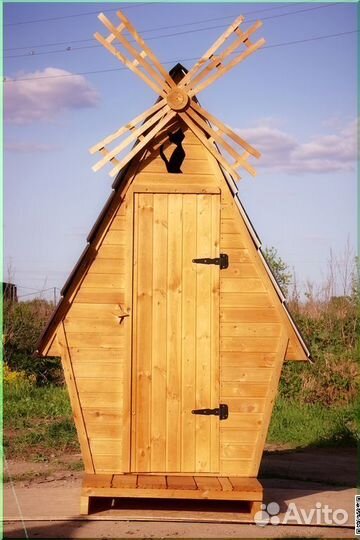 Дачный туалет деревянный KEY674
