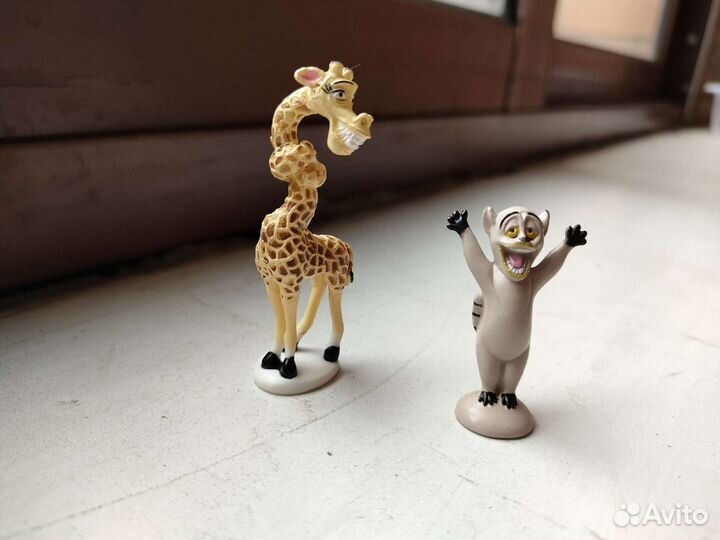 Игрушки киндер сюрприз из разных коллекций