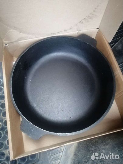 Чугунная сковорода