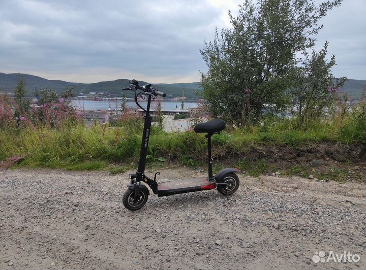 Kugoo m4 pro электросамокат