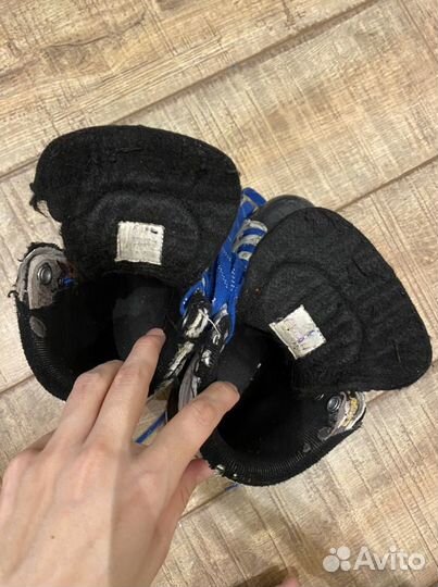 Коньки для хоккея с мячом Graf