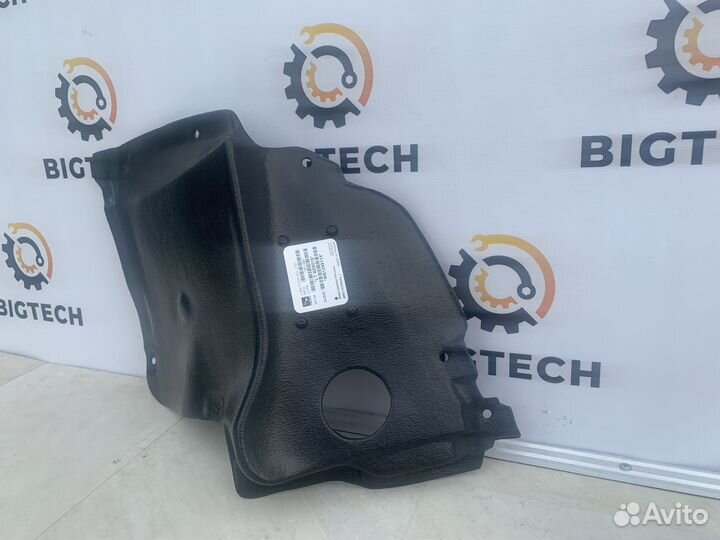 Подкрылок передний Mercedes W203 A2038810423