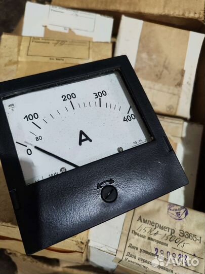 Манометры мтп мп3/4 М1/4 дм, тахометры и Вольтметр