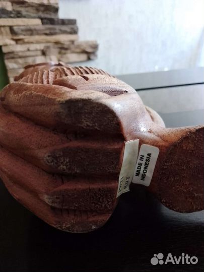 Статуэтки из дерева