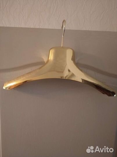 Плечики оригинальные