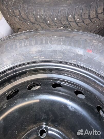 Continental ContiPremiumContact 5 215/60 R16