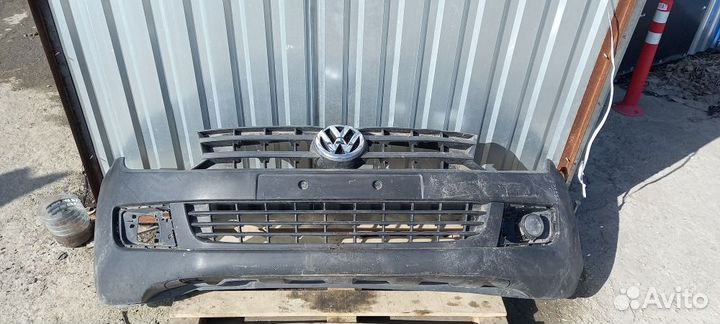 Volkswagen Amarok Передний бампер оригинал дефект