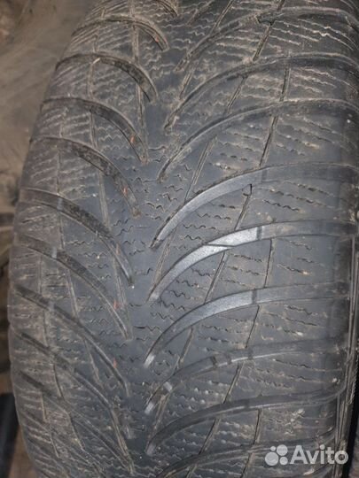 Goodyear UltraGrip 7+ 205/55 R16 91T