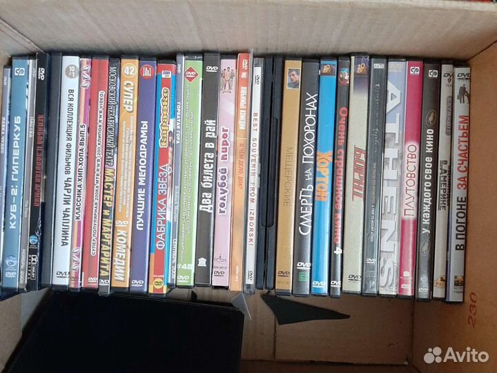 Dvd диски, аудиокассеты