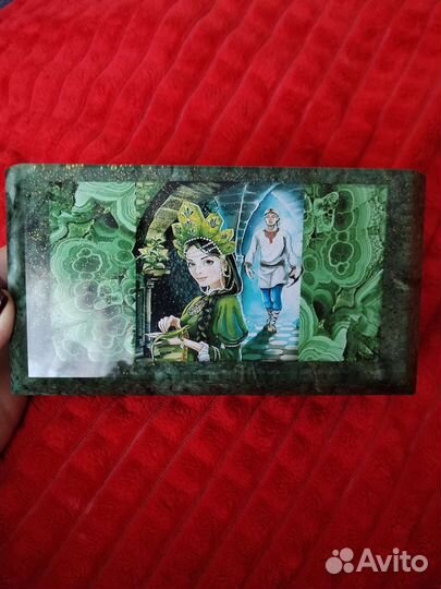 Шкатулка для украшений