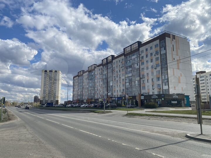 Торговая площадь, 55 м²