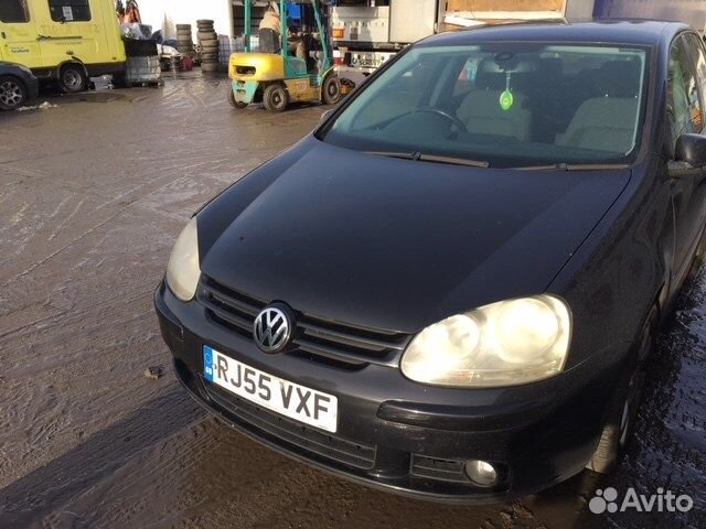 Разбор на запчасти Volkswagen Golf 5