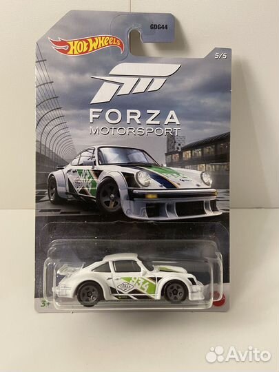 Модель автомобиля Hot Wheels Forza Motorsport