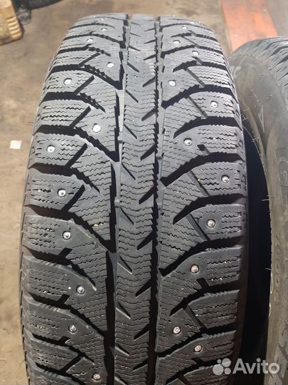 Bridgestone Ice Cruiser 7000S 225/65 R17 102T