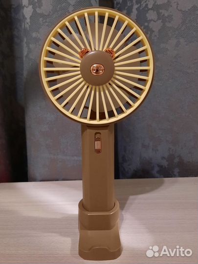 Ручной мини-вентилятор