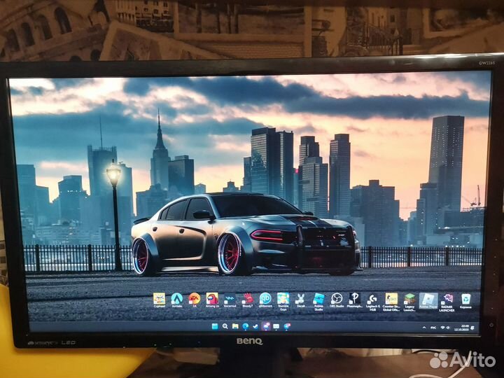 Full HD монитор 22