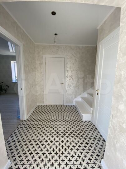 Дом 159,6 м² на участке 12 сот.