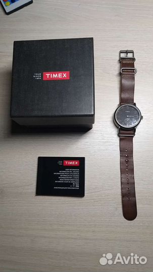 Часы Timex TW2P86800