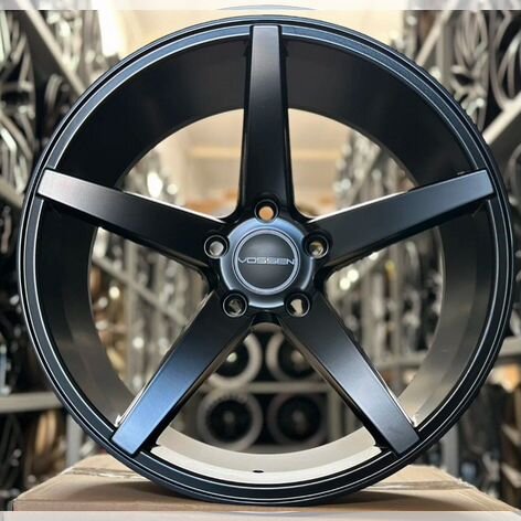 Литые диски Vossen VPS-303 8.5×R18 5×114.3