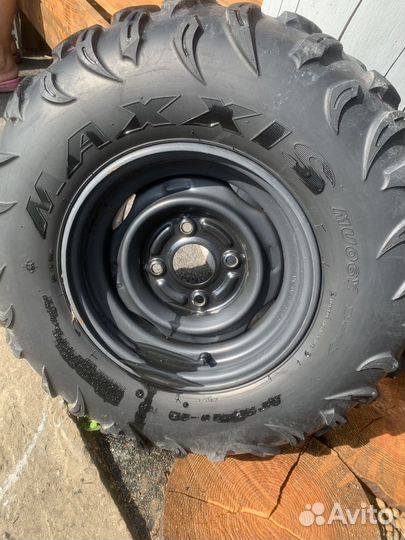 Продам резину с дисками на квадроцикл