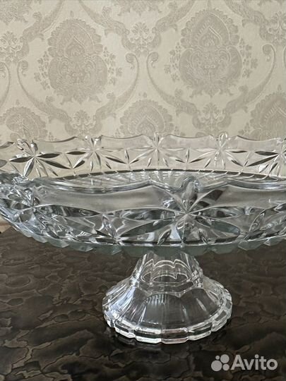 Фруктовница на ножке стекло