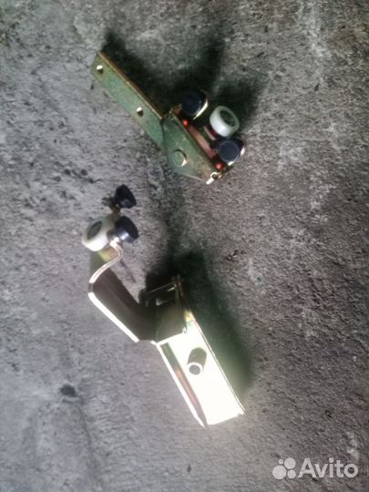 Ролики раздвижной двери Вито 638