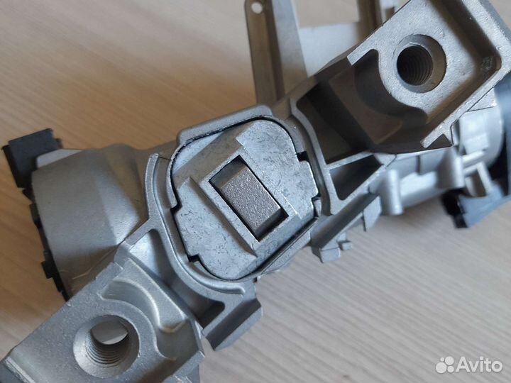 Замок зажигания VW Tiguan