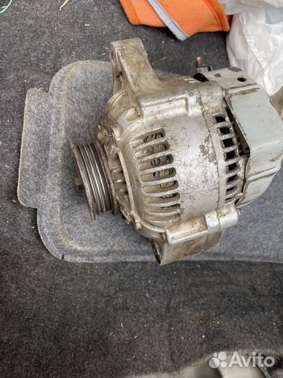 Генератор на honda civic EG 8(domani,partner