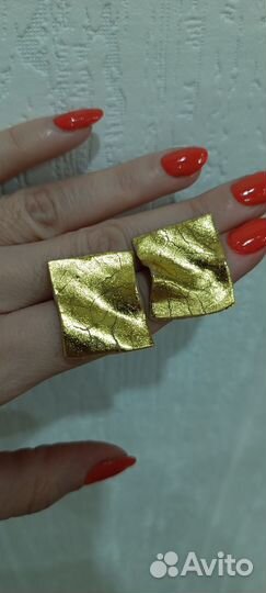 Роскошные серьги в золоте