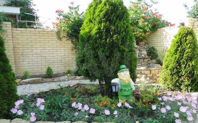 Комната 11 м² в 9-к., 2/2 эт.