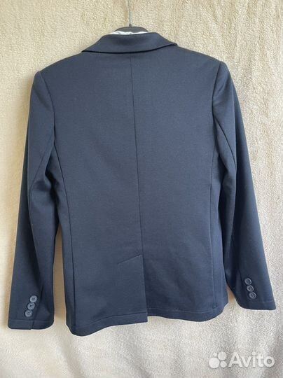 Пиджак (жакет) на мальчика