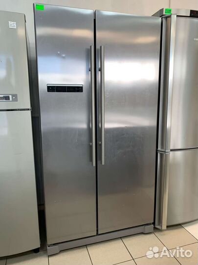 Б/У Холодильник в идеальном состоянии