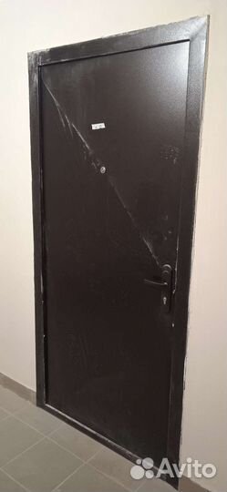 Дверь входная металлическая