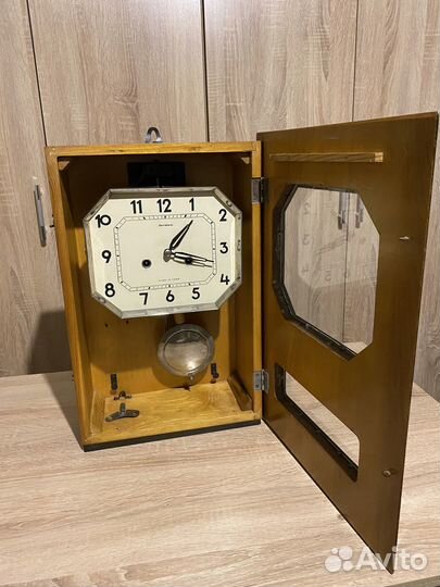 Часы Янтарь с боем, СССР