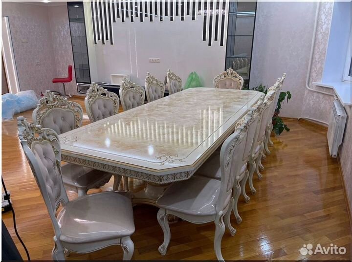 Круглый стол раздвижной