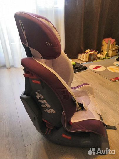 Автокресло carmate swing moon