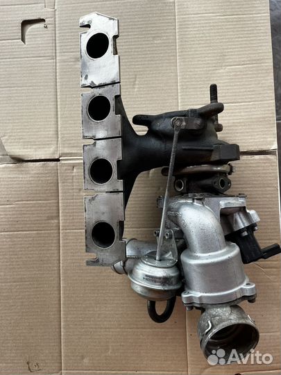 Выпускной коллектор с турбонагнетателем