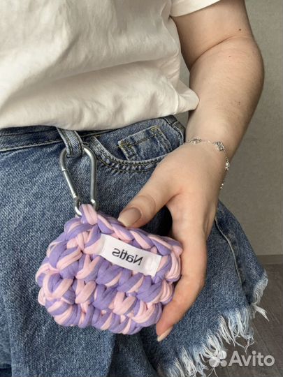 Вязаный чехол для наушников