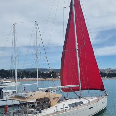Парусная яхта Beneteau Oceanis 50