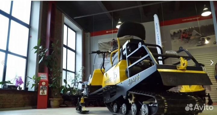 Мотобуксировщик Бурлак Егерь sport-L 20 лс витринн