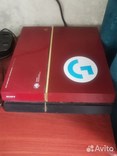 Игровая приставка ps4 FAT