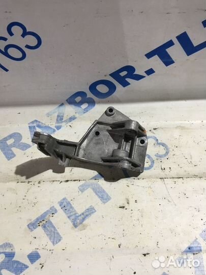 Кронштейн генератора LADA kalina 2 1.6 ат универса