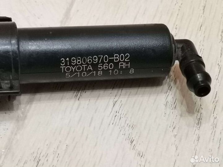 Toyota chr c-hr форсунка омывателя Птф правая