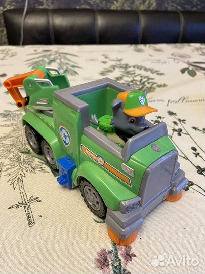 Щенячий патруль Рокки и машина. Оригинал