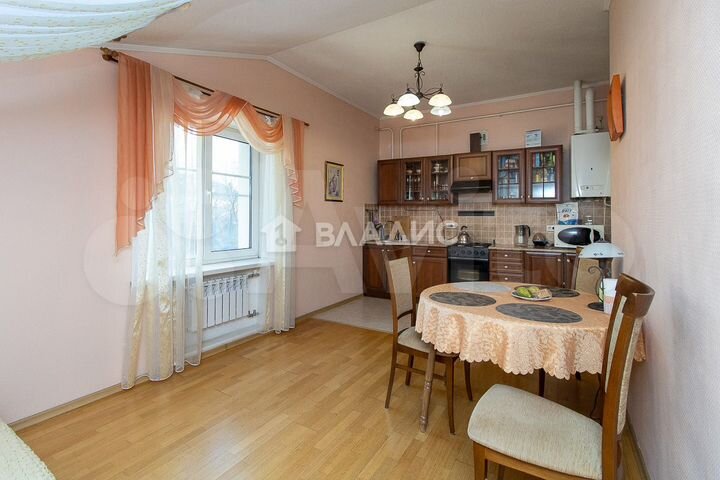 2-к. квартира, 70,6 м², 3/4 эт.