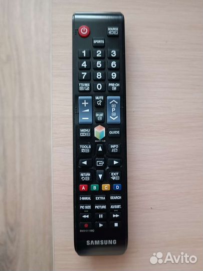 Телевизор samsung SMART tv 48 разбита матрица